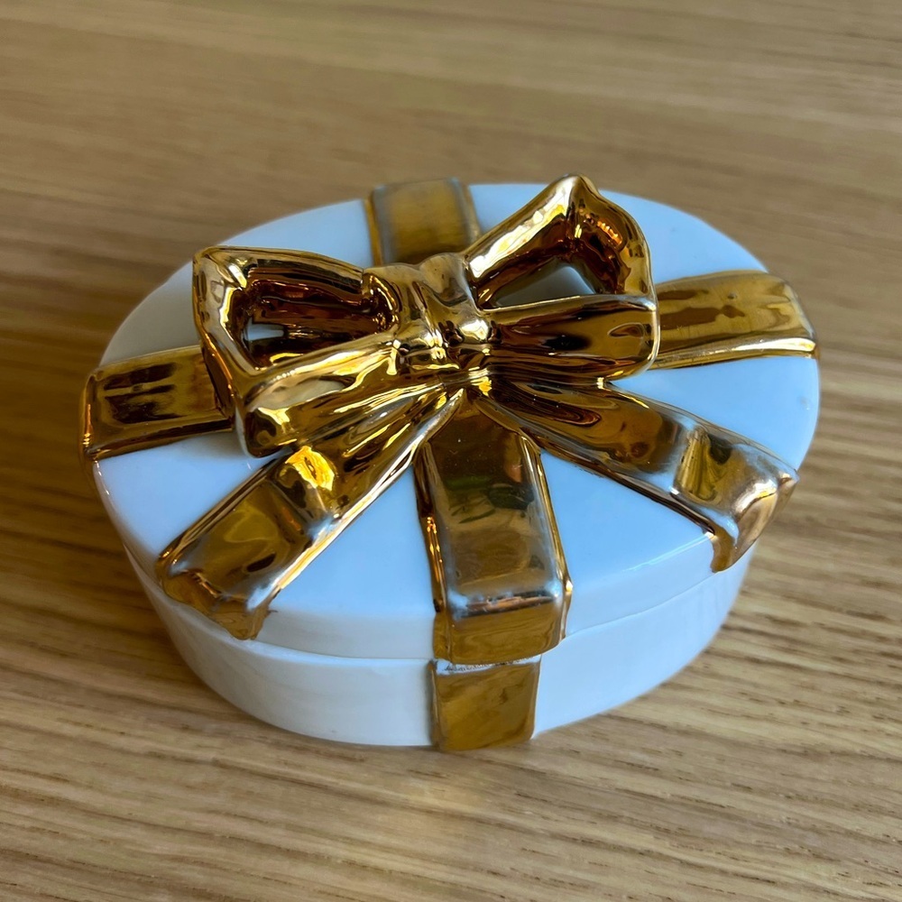 Porcelain Gift Box Trinket Dish with Gold Bow, 4x3 Inches